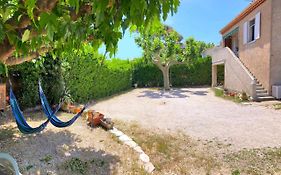 Blue Summer Vibes Apartment For 4P, Ac, Balcony, Parking, Beach At 50M, Spa Access -4